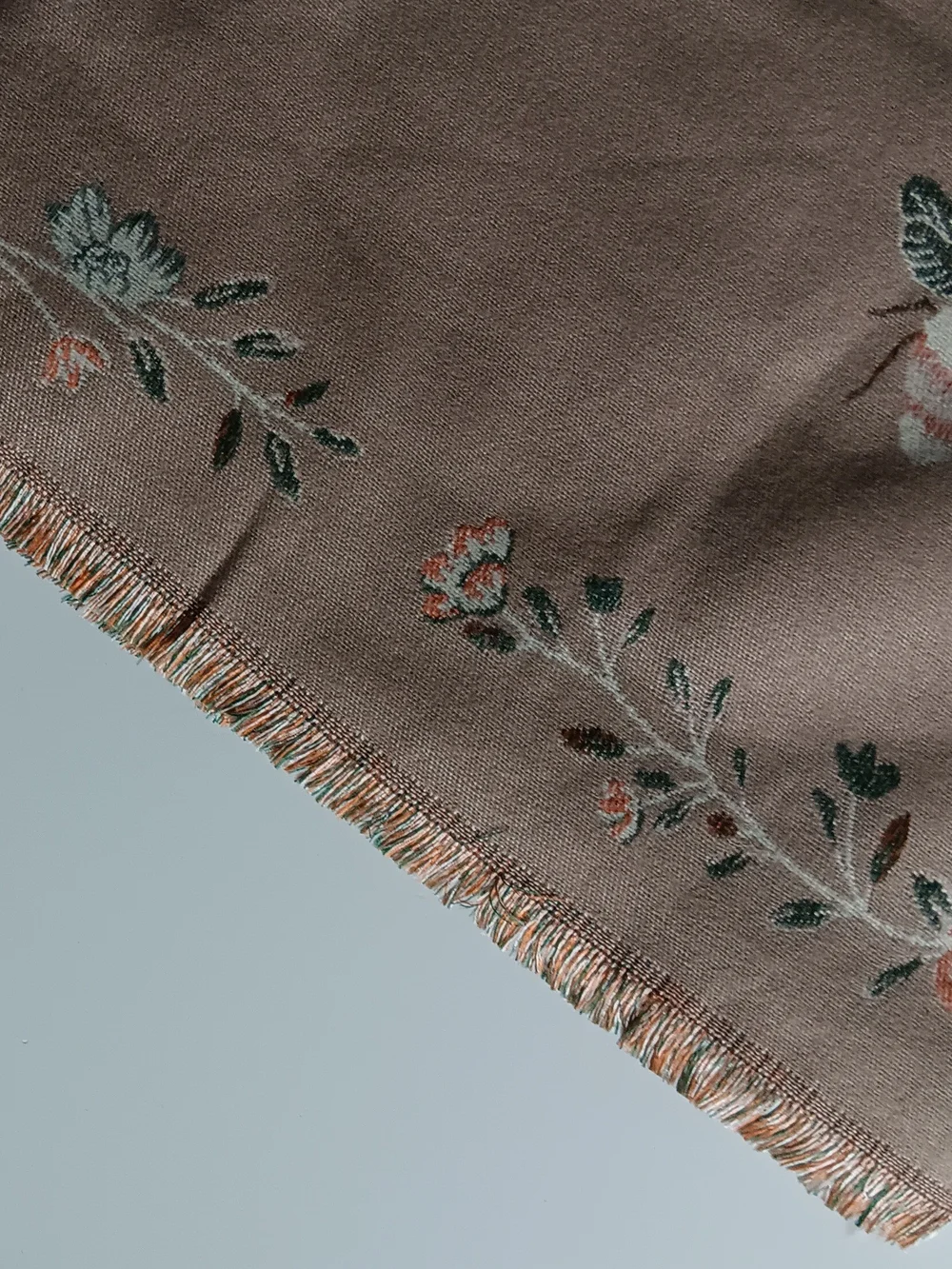 N/A description scarf